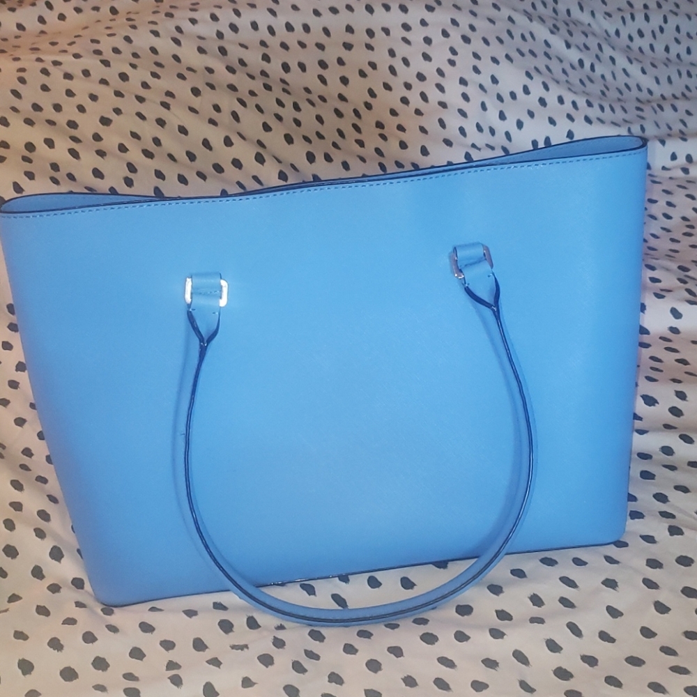 Tote - Picture 3 of 12